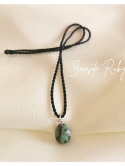 สร้อยคอเชือกจี้หินซอยไซต์รูบี้ Zoisite Ruby