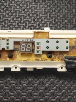 บอร์ดเครื่องซักผ้า SAMSUNG อะไหล่แท้ถอด/ บอร์ดถอด สภาพบอร์ดอาจแตกต่างกัน พาท DC92-00461A รุ่น WA80U3,WA85U3 และรุ่นอื่นๆ