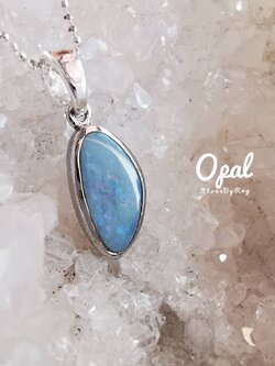 สร้อยคอเงินจี้พลอยโอปอล