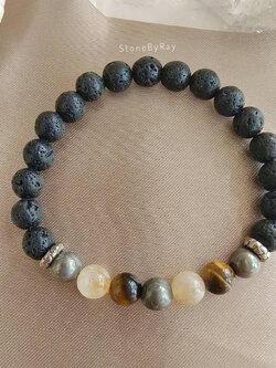 สร้อยข้อมือหินซิทรินร้อยกับไพไรต์หินตาเสือและลาวาสโตน