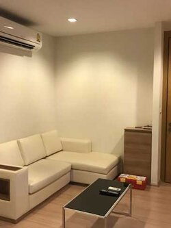 ให้เช่า Rhythm Ratchada - Huai Khwang (ริธึม รัชดา-ห้วยขวาง)ชั้นสูงแต่งครบ