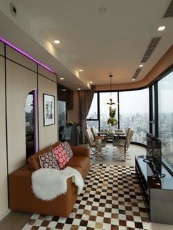 ให้เช่า Ashton Asoke (แอชตัน อโศก) 3 ห้องนอน 3 ห้องน้ำ 3 ที่จอดรถ มีเพียงห้องเดียวในตึก