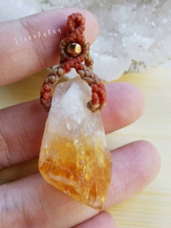 จี้เชือกถักหินซิทรินผลึกธรรมชาติ