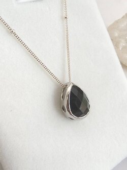 สร้อยคอเงินจี้หินสะเก็ดดาว Tektite