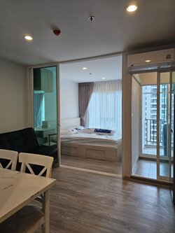 ให้เช่าคอนโด Regent home bangna (รีเจ้นท์ โฮม บางนา) โซนพื้นที่ BTS บางนา ห้องแบบ 1ห้องนอน / 1ห้องน้ำ / โซนครัวปิด ขนาดห้อง 28 ตรม. ชั้น 22 ตึก A