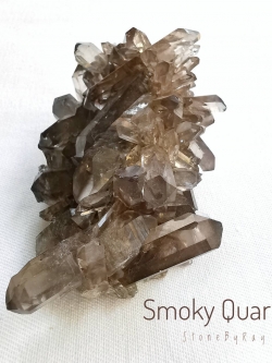 สโมกกี้ควอตซ์ผลึกธรรมชาติ Smoky Quartz