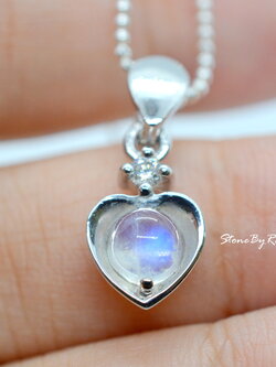 สร้อยคอเงินจี้หินเรนโบว์มูนสโตน