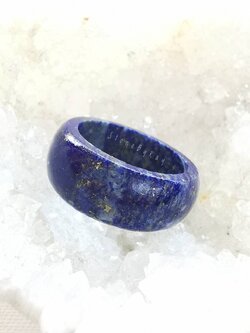 แหวนหินลาพิสลาซูลีเจียรแบบแหวนเกลี้ยง