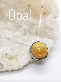 สร้อยคอเงินจี้พลอยโอปอลเจียรทรงกลม