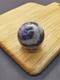 หินอเมทิสต์ลูกกลม Amethyst