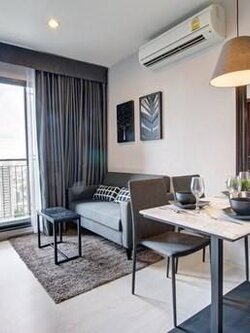 ปล่อยเช่า Rhythm Asoke (ริทึ่ม อโศก) - โซนพื้นที่ MRT พระราม 9 2ห้องนอน 1ห้องน้ำ - ขนาดห้อง 42 ตรม. ชั้น 30 ห้องมุม - ให้เช่า 29,000 ต่อเดือน