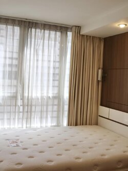 สนใจชมห้องติดต่อได้เลย Line ID: Smile-easy ปล่อยเช่าคอนโด Zenith Place @ Sukhumvit 71/1 (ซีณิธ เพลส แอท สุขุมวิท 71/1) - 1ห้องนอน 1ห้องน้ำ 1ห้องนั่งเล่น - ใกล้ BTS พระโขนง - ขนาดห้อง 40 ตรม. ชั้น 3