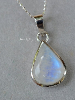 สร้อยคอเงินจี้หินเรนโบว์มูนสโตน