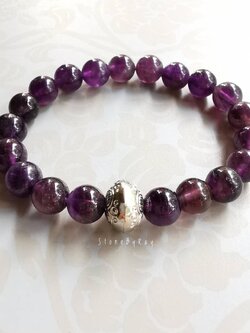 สร้อยข้อมือหินอเมทิสต์