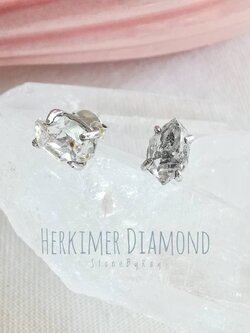 ต่างหูเงินหินเฮอร์คิเมอร์ไดม่อน