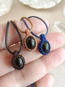 สร้อยคอเชือกจี้หินสะเก็ดดาว Tektite