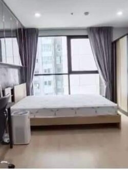 ให้เช่าคอนโด IDEO Q Chula - Samyan (ไอดีโอ คิว จุฬา - สามย่าน) - ห้องน่าอยู่เฟอร์เครื่องใช้ไฟฟ้าครบใกล้จุฬา - การเดินทาง: MRT สามย่าน - ใกล้ สามย่าน มิตรทาวน์และจุฬา