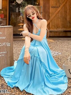 kudapy Set 2 ชิ้น เสื้อเกาะอก + กระโปรงยาวแต่งระบาย ชุดเที่ยวทะเล