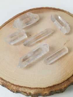 คริสตัลควอตซ์ (Crystal Quartz)