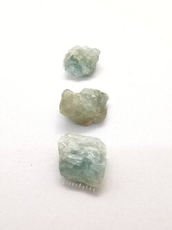 อความารีนก้อนธรรมชาติ Aquamarine