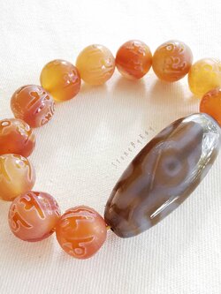 สร้อยข้อมือหินคาเนเลี่ยน+หินทิเบตลาย7ตา