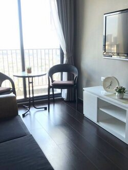 ให้เช่า C Ekkamai (ซี เอกมัย) 1ห้องอนเฟอร์ครบพร้อมอยู่