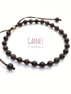 สร้อยข้อมือเชือกถักหินโกเมน