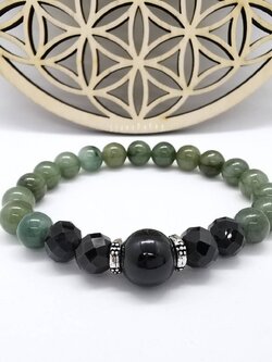 สร้อยข้อมือหยกกับนิลแท้ Jade+Black Spinel