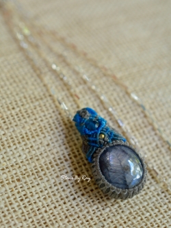 สร้อยคอเงินจี้พลอยไพลิน