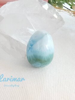 หินลาริมาร์เจียรทรงไข่