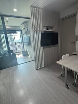 คอนโด Life Ladprao (ไลฟ์ ลาดพร้าว) High Rise โซนพื้นที่ BTS ห้าแยกลาดพร้าว ให้เช่าห้องแบบ 1ห้องนอน 1ห้องอเนกประสงค์ 1ห้องน้ำ ขนาดห้อง 35 ตรม. ชั้น 25 ตึก A