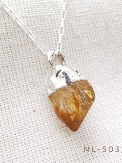 สร้อยคอเงินจี้หินซิทรินผลึกธรรมชาติ Citrine