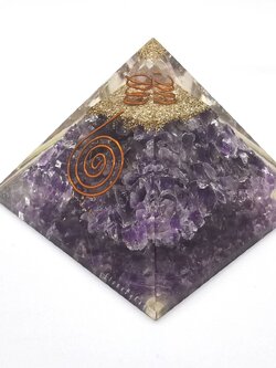 พีระมิดออร์โกไนท์หินอเมทิสต์ Amethyst