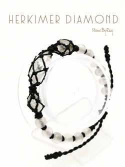 สร้อยข้อมือเชือกถักกับหินเฮอร์คิเมอร์ไดม่อน