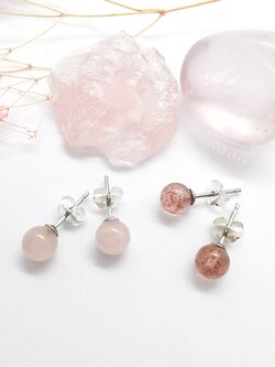 ต่างหูเงินหินโรสควอตซ์และหินสตอเบอรี่ควอตซ์