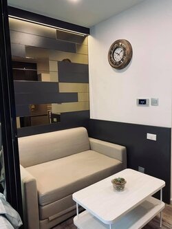 Atmoz Chaengwattana ให้เช่าห้องตกแต่งน่าอยู่เฟอร์ครบ สอบถามแอด Line ID : Smile-easy