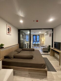 ให้เช่าห้องแบบ Studio 1ห้องน้ำ 1ครัวแยก โซนพื้นที่ MRT ห้วยขว้าง คอนโด xt huaikhwang (เอ็กซ์ที ห้วยขวาง) ขนาดห้อง 30 ตรม. ชั้น 9 ตึก B