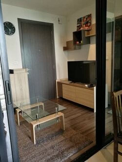 คอนโด The Base Park West Sukhumvit 77 (เดอะ เบส พาร์ค เวสต์ สุขุมวิท 77) High Rise โซนพื้นที่ BTS อ่อนนุช ให้เช่าห้องแบบ 1ห้องนอน 1ห้องน้ำ ขนาดห้อง 31 ตรม. ชั้นสูง