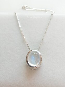 สร้อยคอเงินจี้หินมูนสโตน Moonstone