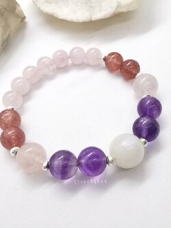 สร้อยข้อมือเงินแท้รวมหินอัญมณี4ชนิด