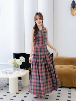 kudapy ชุดเซ็ทเสื้อ+กระโปรงยาวลายสก๊อต ใส่เที่ยวสวยดูดี