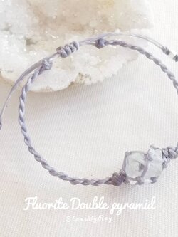 สร้อยข้อมือเชือกถักหินฟลูออไรต์ดับเบิ้ลพีระมิด