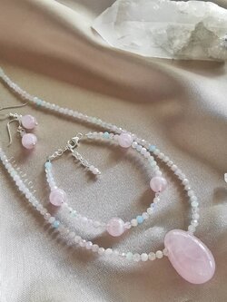 Setสร้อยคอหินโรสควอตซ์กับเบริล Rose Quartz&Beryl