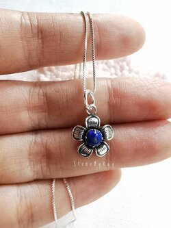 สร้อยคอเงินจี้หินลาพิสลาซูลี