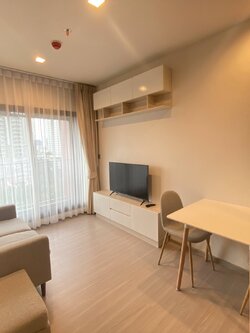 ให้เช่าคอนโด Life Asoke Hype (ไลฟ์ อโศก ไฮป์) - ห้องสวยน่าอยู่แบ่งเป็นสัดส่วน - การเดินทาง MRT พระราม9และเพชรบุรี Airport Link มักกะสัน