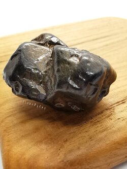 แร่เหล็กเฮมาไทต์ก้อนธรรมชาติ Iron Hematite