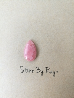 โรโดโครไซต์เจียรทรงหยดน้ำRhodochrosite