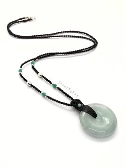 สร้อยคอเชือกถักจี้หินหยกทรงโดนัท(Jade)