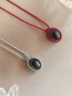 สร้อยคอเชือกถักจี้หินสะเก็ดดาว Tektite