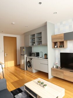 สนใจชมห้องติดต่อได้เลย Line ID: Smile-easy ปล่อยเช่าคอนโด Noble Revo Silom (โนเบิล รีโว สีลม) - 2ห้องนอน 2ห้องน้ำ 1ห้องนั่งเล่น - ใกล้ BTS สุรศักดิ์ - ขนาดห้อง 66 ตรม. ชั้น 12A